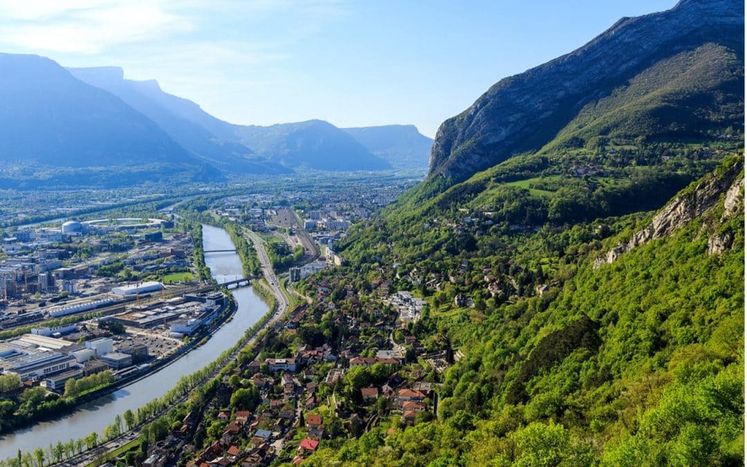 Grenoble Alpleri Üniversitesi (UGA)